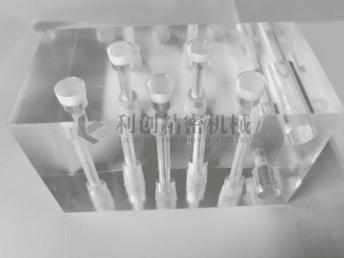 <strong>聚甲醛賽（sài）鋼CNC精密加工</strong>